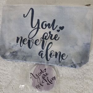 Inspirational Makeup Bag and Mirror Set.  Dimensions 9.06in X 5.91in